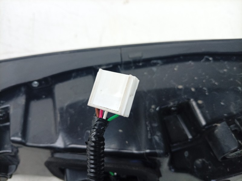 Recambio de piloto trasero central para ebro s400 hybrid referencia OEM IAM  605001572AA 