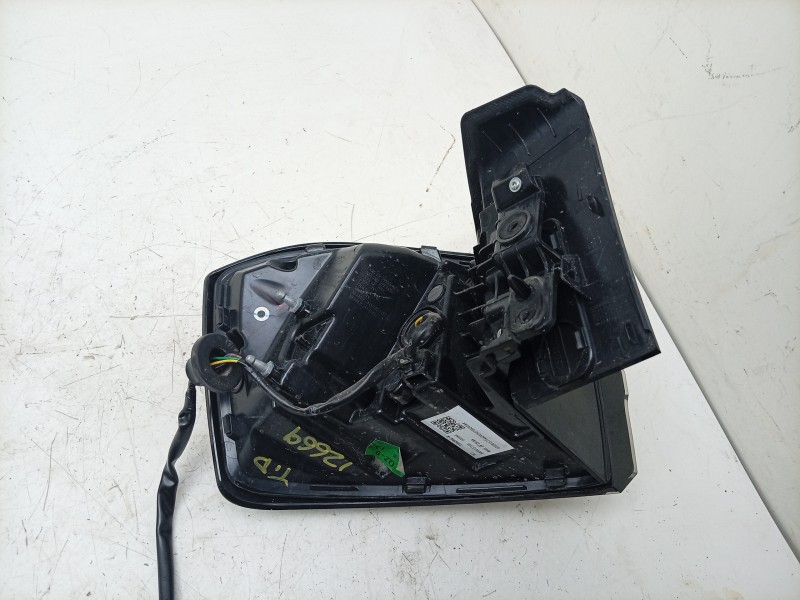 Recambio de piloto trasero derecho para ebro s400 hybrid referencia OEM IAM  605001571AA 
