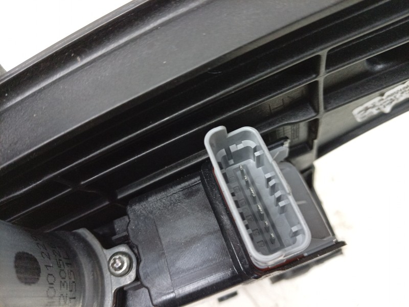 Recambio de elevalunas trasero derecho para peugeot 2008 ii (ud_, us_, uy_, uj_, ur_, uc_) 1.2 puretech 100 referencia OEM IAM  