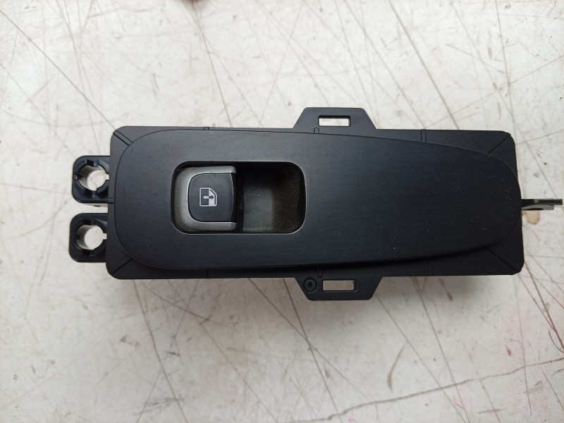 Recambio de mando elevalunas delantero derecho para kia stinger (ck) 2.0 tgdi cat referencia OEM IAM 93575J5010CA 93575J5010CA 