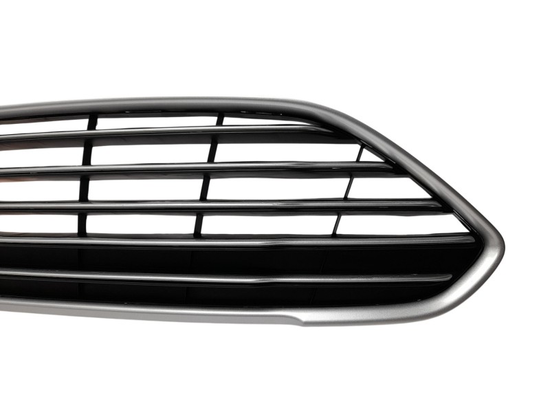 Recambio de rejilla delantera para ford fiesta vi (cb1, ccn) 1.0 referencia OEM IAM 1778257 1778257 107105705/402156A/FD3462001