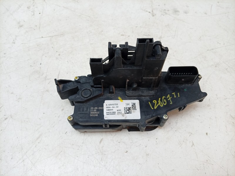 Recambio de cerradura puerta trasera izquierda para maserati grecale gt mild hybrid q4 referencia OEM IAM  670157753 