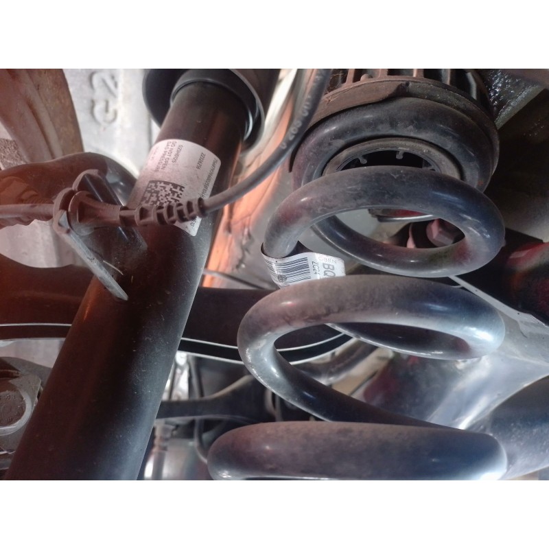 Recambio de amortiguador trasero izquierdo para bmw 4 descapotable (g23, g83) 420 d mild-hybrid referencia OEM IAM   