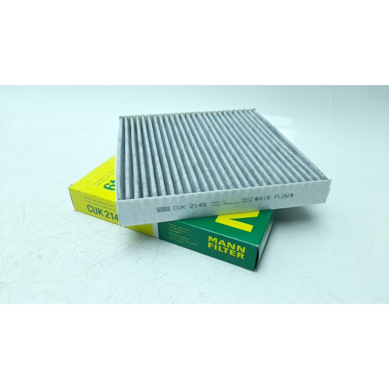 Recambio de filtro aire para renault laguna ii grandtour (kg0/1_) 1.9 dci referencia OEM IAM  7701048749 CUK2149