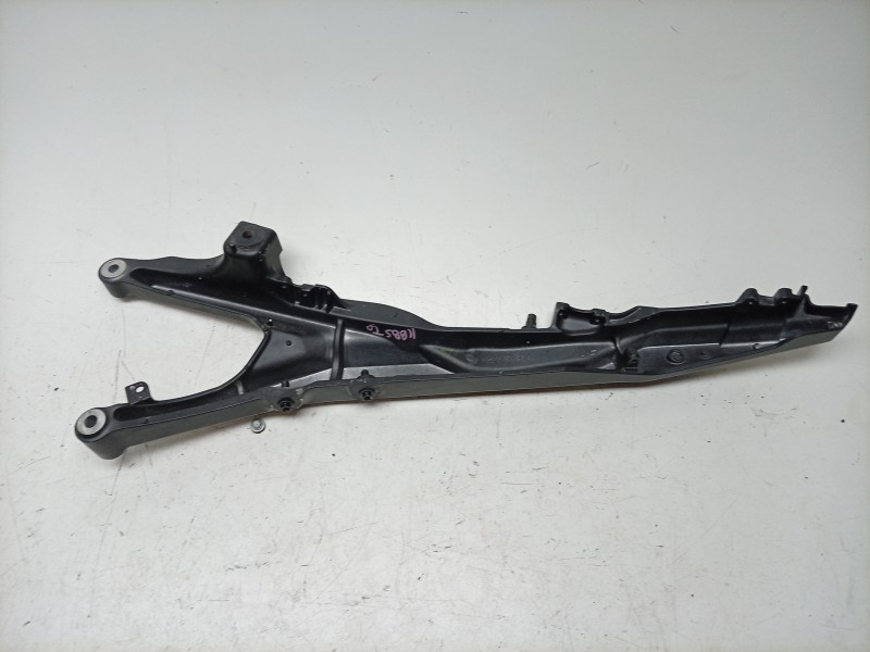 Recambio de subchasis trasero para honda cb1000 r cb 1000r referencia OEM IAM  50200MKJE50ZB 