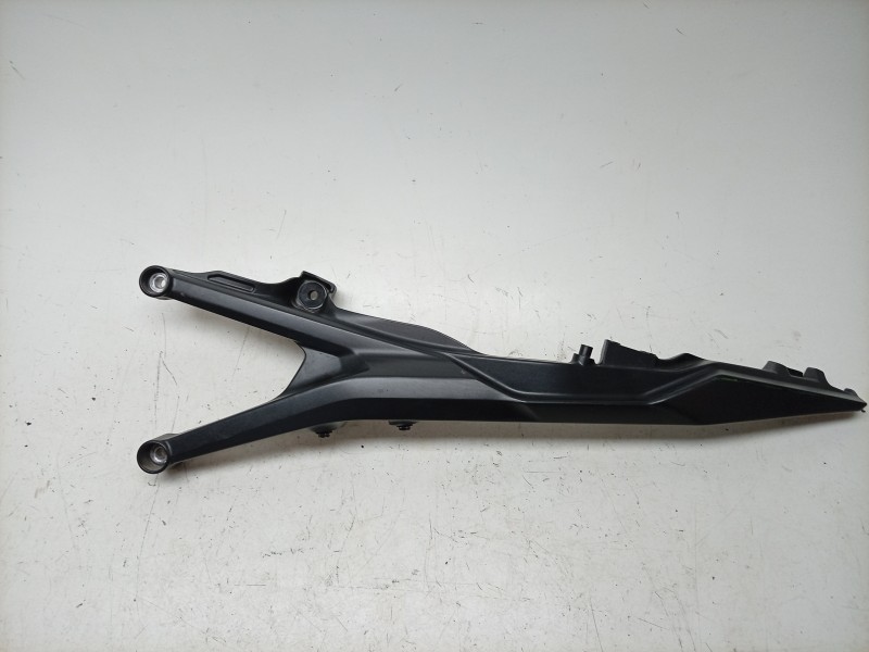Recambio de subchasis trasero para honda cb1000 r cb 1000r referencia OEM IAM  50200MKJE50ZB 