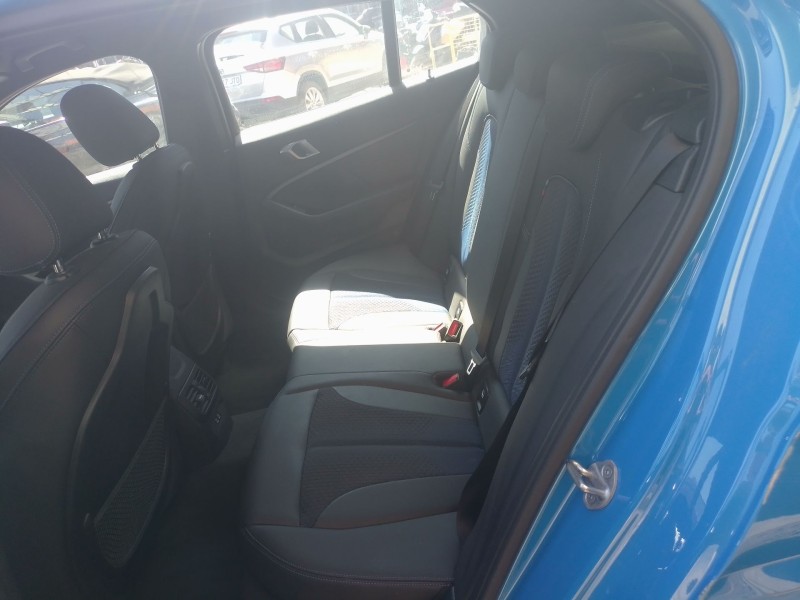 bmw 1 (f40) del año 2020