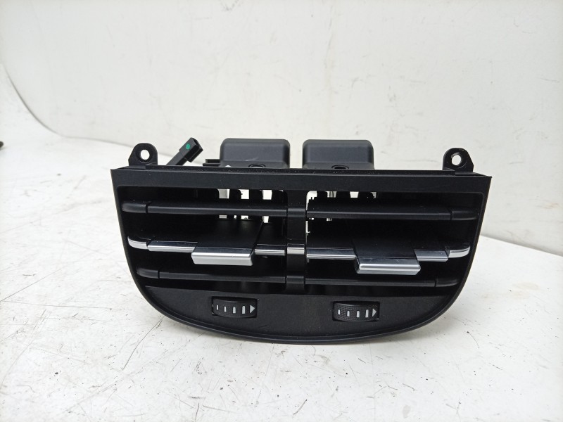 Recambio de rejilla aireadora para maserati ghibli iii (m157) 3.0 s q4 referencia OEM IAM  226906 