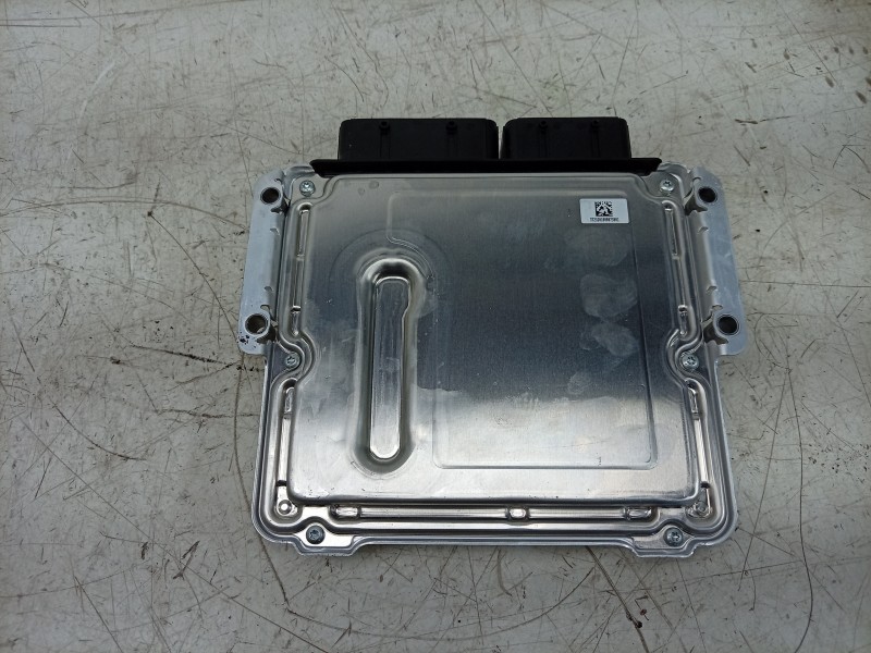 Recambio de centralita motor uce para peugeot 208 5p allure hybrid 110 edcs6 referencia OEM IAM 0861S109RG 9867495080 
