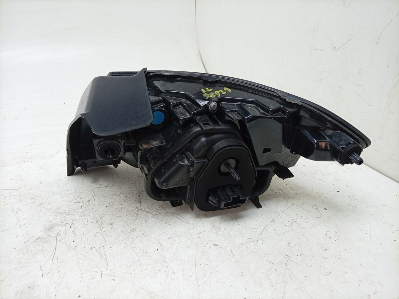 Recambio de piloto trasero izquierdo para peugeot 208 5p allure hybrid 110 edcs6 referencia OEM IAM  9865941980 PG3324155