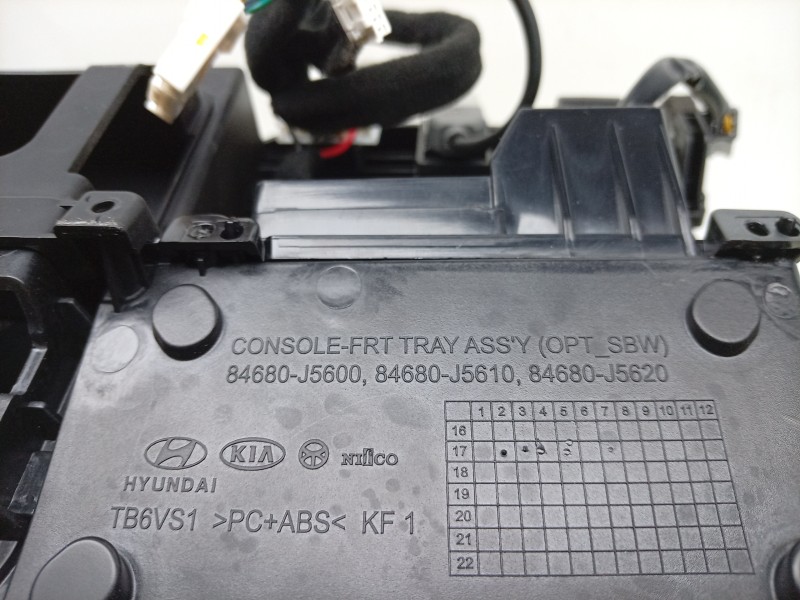 Recambio de cenicero para kia stinger (ck) 2.0 tgdi cat referencia OEM IAM  84680J5600 