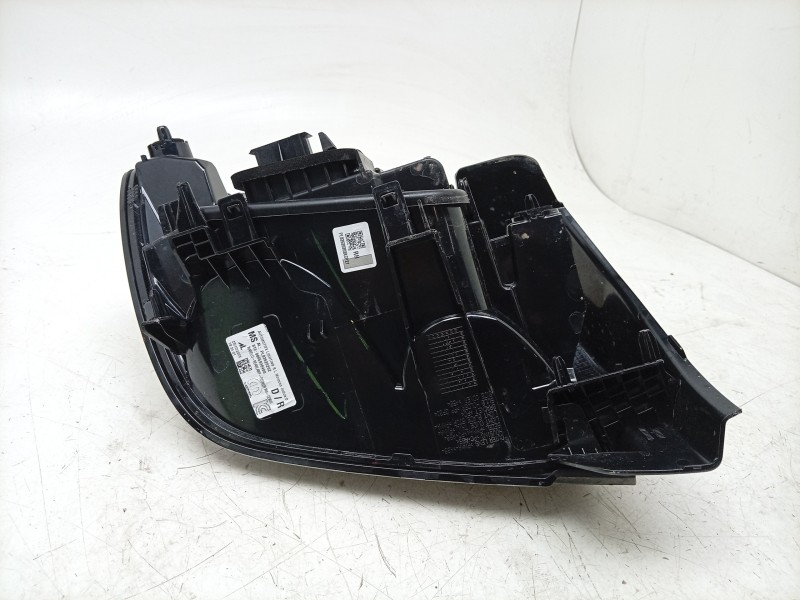 Recambio de piloto trasero derecho para peugeot 208 5p allure hybrid 110 edcs6 referencia OEM IAM  9865938480 PG3324155