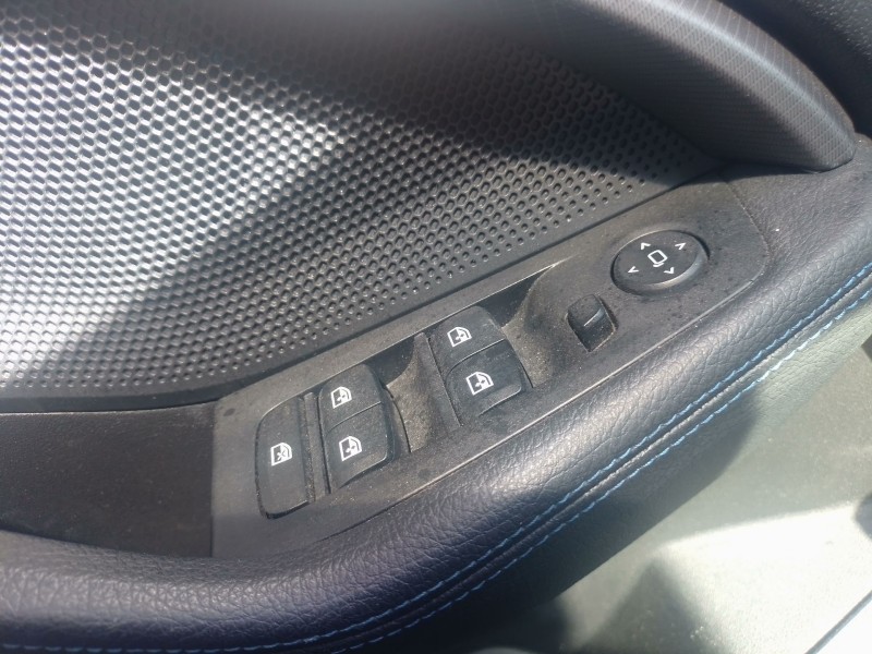 Recambio de mando elevalunas delantero izquierdo para bmw 1 (f40) 118 d referencia OEM IAM   
