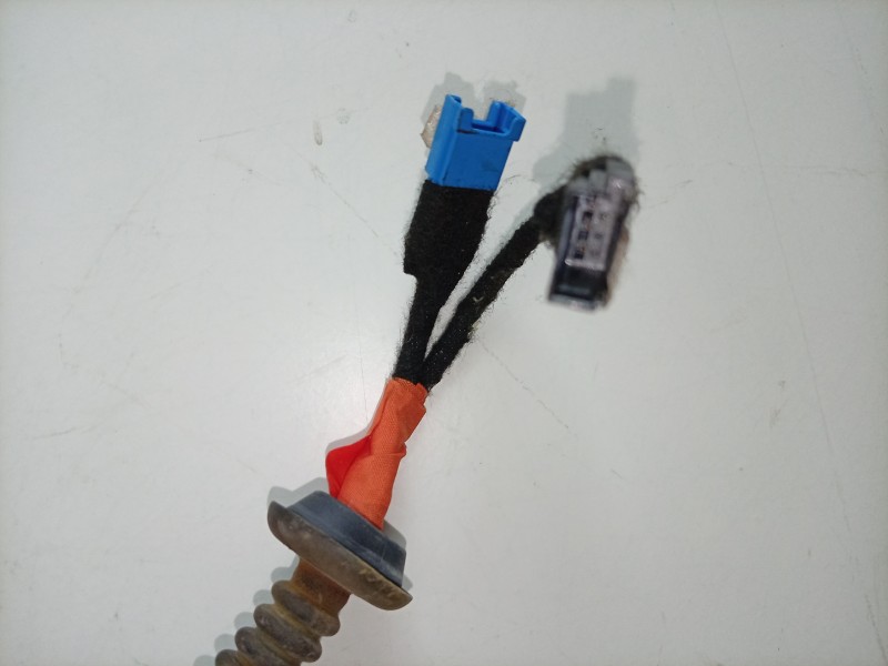 Recambio de amortiguadores maletero / porton para bmw x1 (f48) sdrive 18 d referencia OEM IAM  51247481807 11606480690 / AEBM091