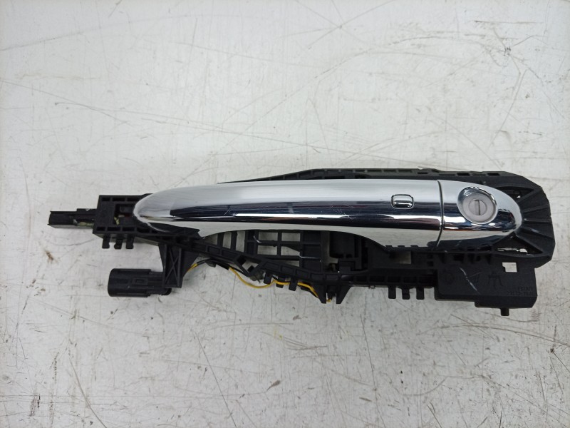Recambio de maneta exterior delantera izquierda para maserati ghibli iii (m157) 3.0 s q4 referencia OEM IAM  670005439 