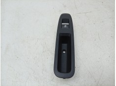MANDO ELEVALUNAS TRASERO DERECHO 254201060R 