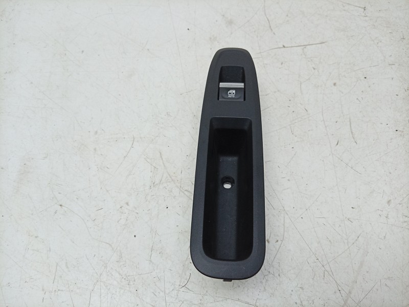 Recambio de mando elevalunas trasero izquierdo para renault 5 e-tech 150 referencia OEM IAM  254201060R 
