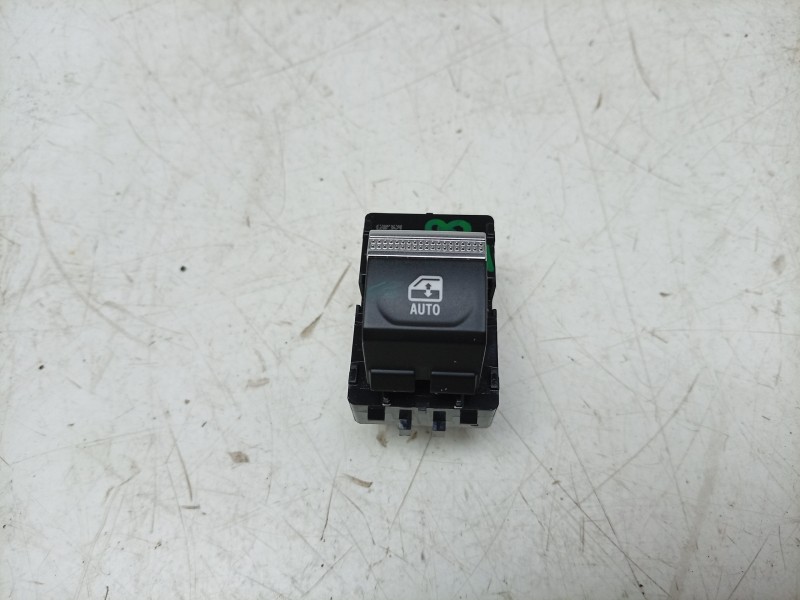 Recambio de mando elevalunas delantero derecho para renault 5 e-tech 150 referencia OEM IAM  254201060R 