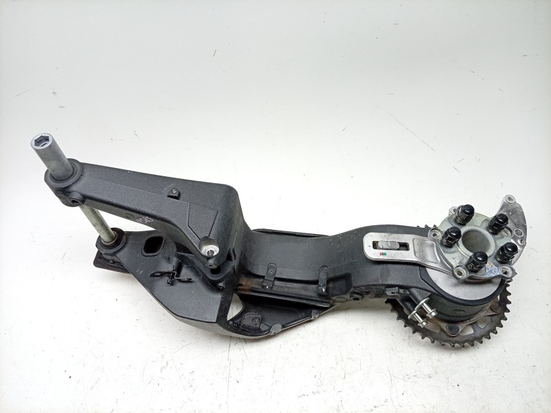 Recambio de basculante para honda cb1000 r cb 1000r referencia OEM IAM 52200MKJE60 52200MKJE60 