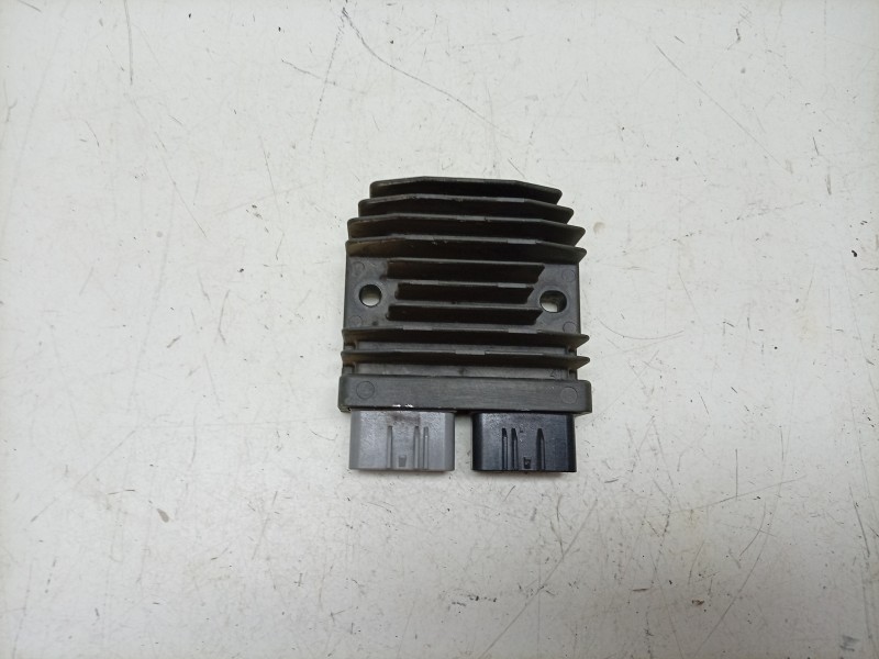 Recambio de regulador de corriente para honda cb1000 r cb 1000r referencia OEM IAM  31600MKND51 