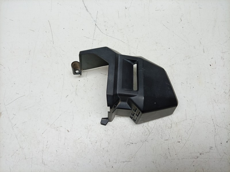 Recambio de moldura para honda cb1000 r cb 1000r referencia OEM IAM  17300MKJE50 