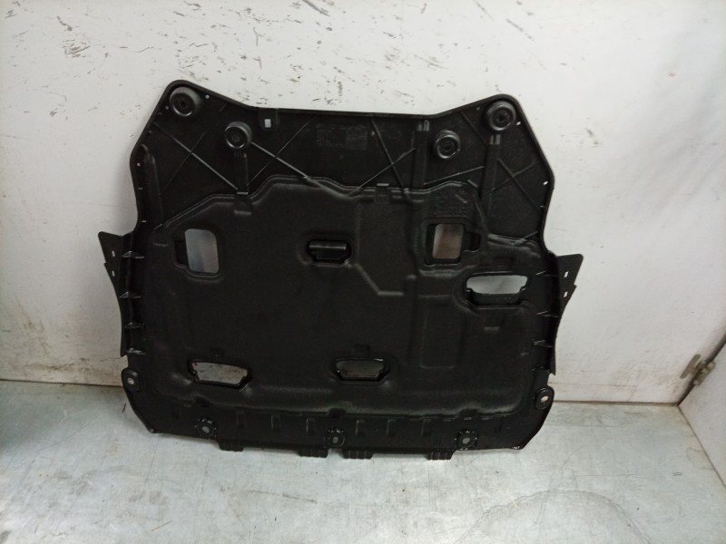 Recambio de cubrecarter para volvo xc40 (536) t2 referencia OEM IAM  8889892388 