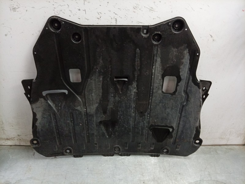 Recambio de cubrecarter para volvo xc40 (536) t2 referencia OEM IAM  8889892388 