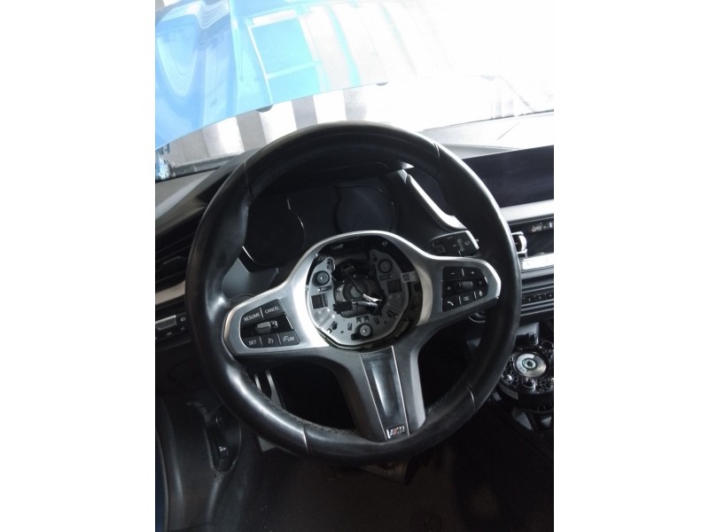 Recambio de volante para bmw 1 (f40) 118 d referencia OEM IAM   