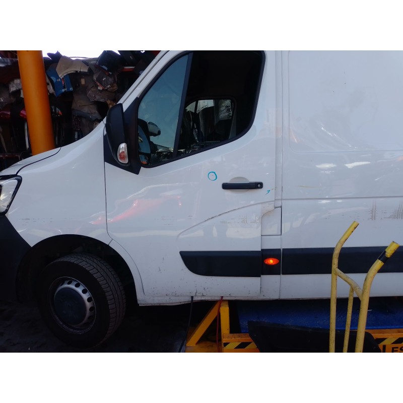 Recambio de puerta delantera izquierda para renault master iii furgoneta (fv) 2.3 dci 150 fwd (fv0f, fv03) referencia OEM IAM   