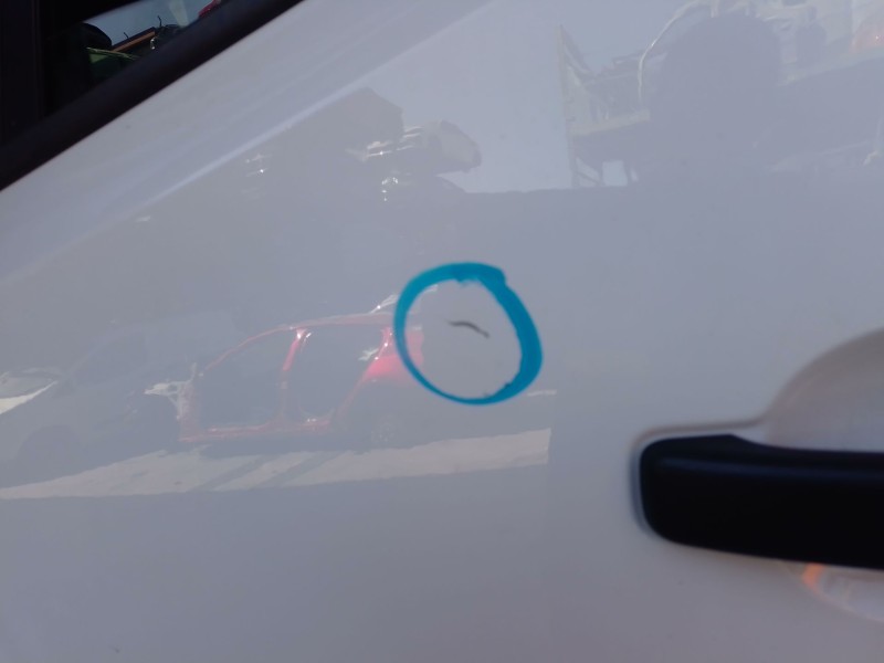 Recambio de puerta delantera izquierda para renault master iii furgoneta (fv) 2.3 dci 150 fwd (fv0f, fv03) referencia OEM IAM   