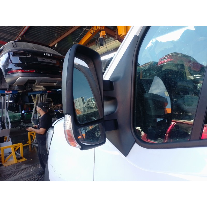 Recambio de retrovisor izquierdo para renault master iii furgoneta (fv) 2.3 dci 150 fwd (fv0f, fv03) referencia OEM IAM   