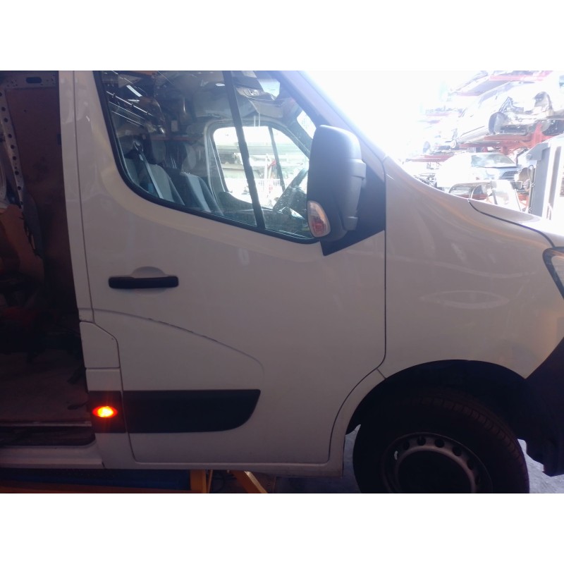 Recambio de puerta delantera derecha para renault master iii furgoneta (fv) 2.3 dci 150 fwd (fv0f, fv03) referencia OEM IAM   