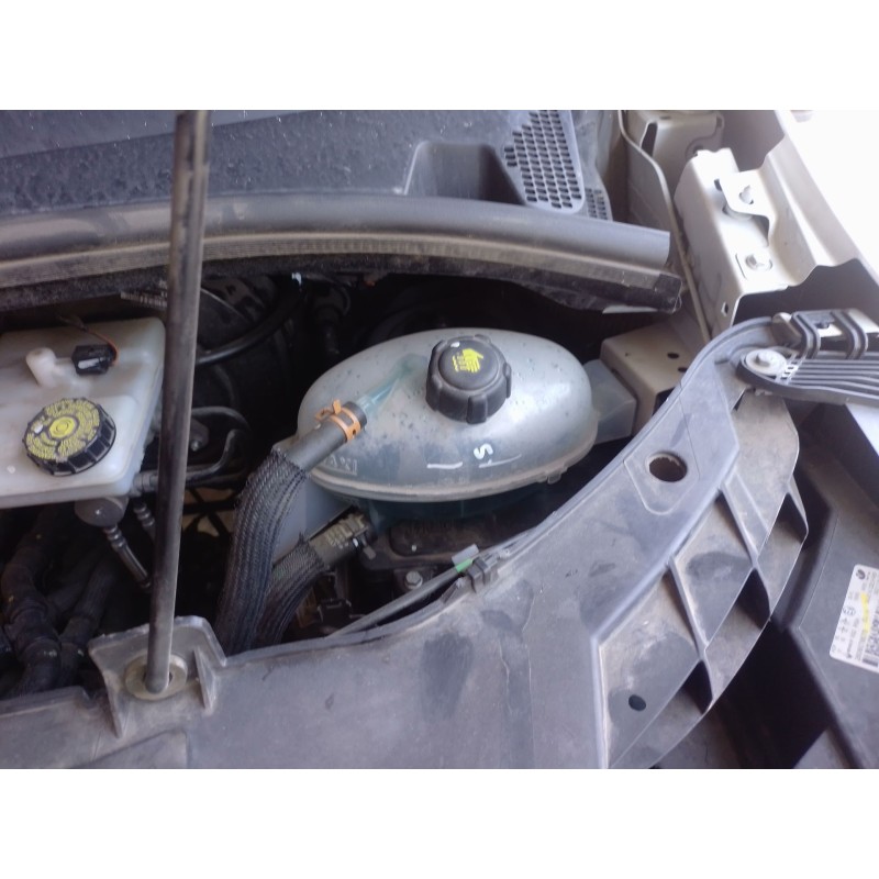 Recambio de deposito expansion para renault master iii furgoneta (fv) 2.3 dci 150 fwd (fv0f, fv03) referencia OEM IAM   