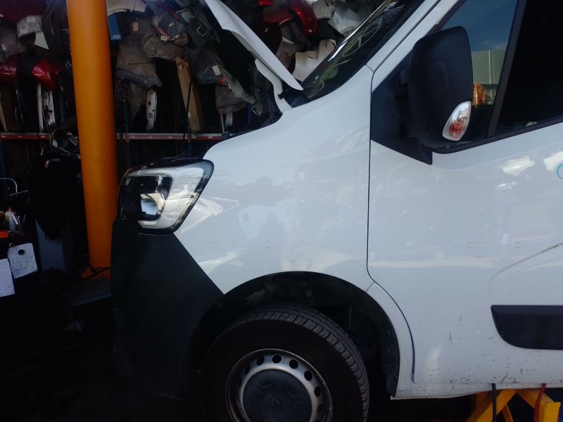 Recambio de aleta delantera izquierda para renault master iii furgoneta (fv) 2.3 dci 150 fwd (fv0f, fv03) referencia OEM IAM   