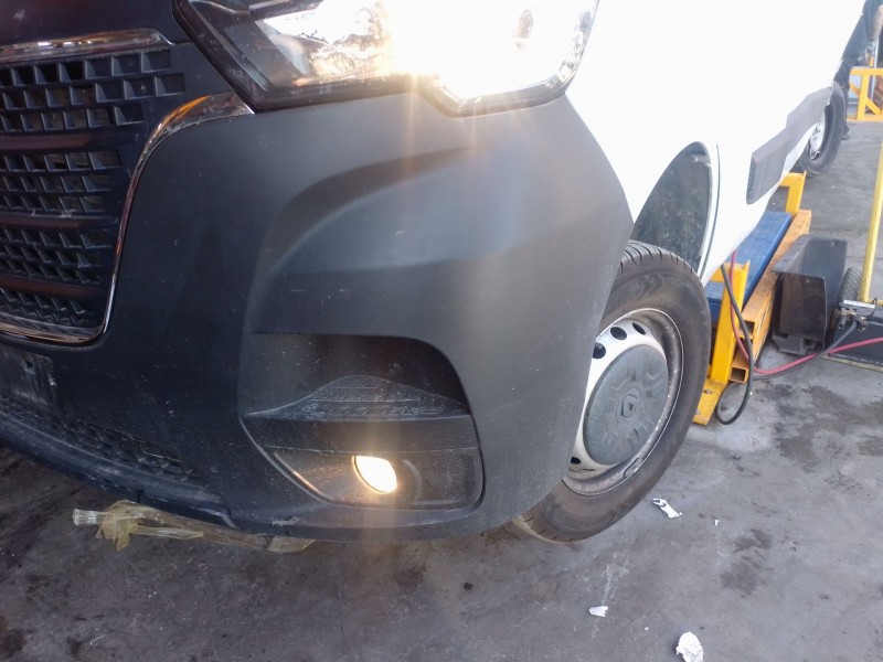 Recambio de paragolpes delantero para renault master iii furgoneta (fv) 2.3 dci 150 fwd (fv0f, fv03) referencia OEM IAM   