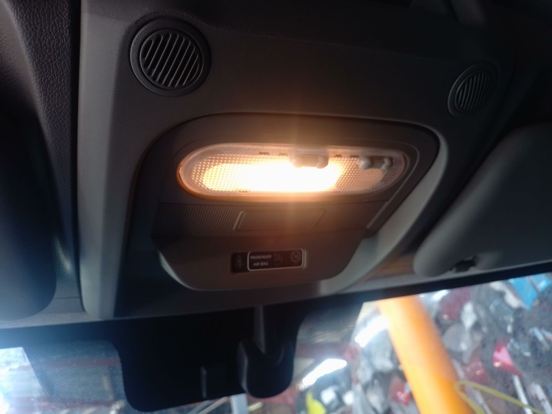 Recambio de luz interior para renault master iii furgoneta (fv) 2.3 dci 150 fwd (fv0f, fv03) referencia OEM IAM   