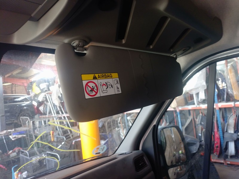 Recambio de parasol derecho para renault master iii furgoneta (fv) 2.3 dci 150 fwd (fv0f, fv03) referencia OEM IAM   