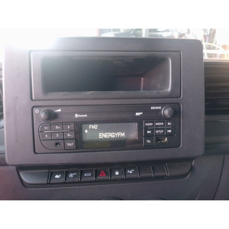 Recambio de sistema audio / radio cd para renault master iii furgoneta (fv) 2.3 dci 150 fwd (fv0f, fv03) referencia OEM IAM   