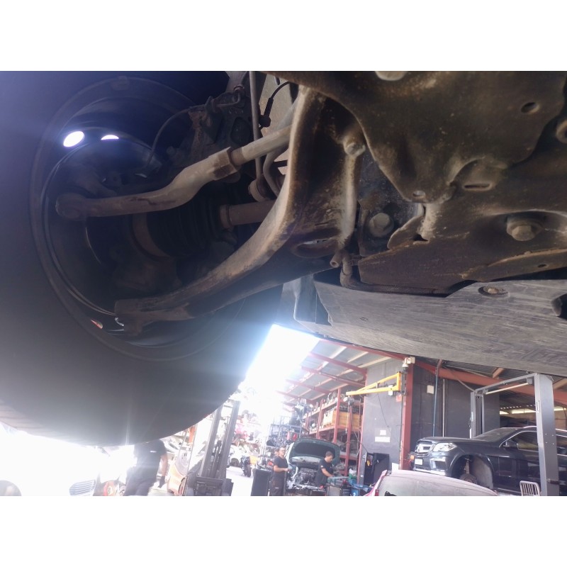 Recambio de brazo suspension inferior delantero izquierdo para renault master iii furgoneta (fv) 2.3 dci 150 fwd (fv0f, fv03) re