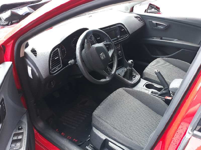 seat leon st (5f8) del año 2014