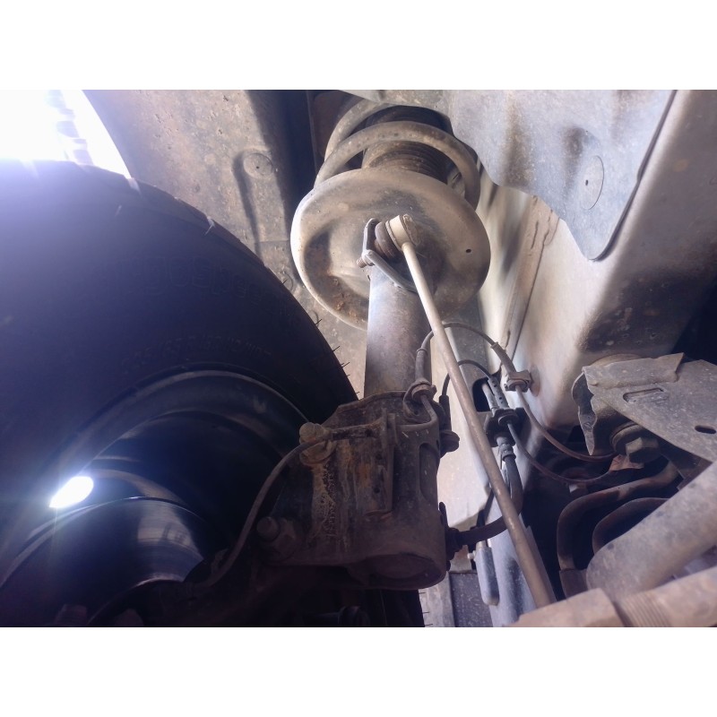 Recambio de amortiguador delantero izquierdo para renault master iii furgoneta (fv) 2.3 dci 150 fwd (fv0f, fv03) referencia OEM 