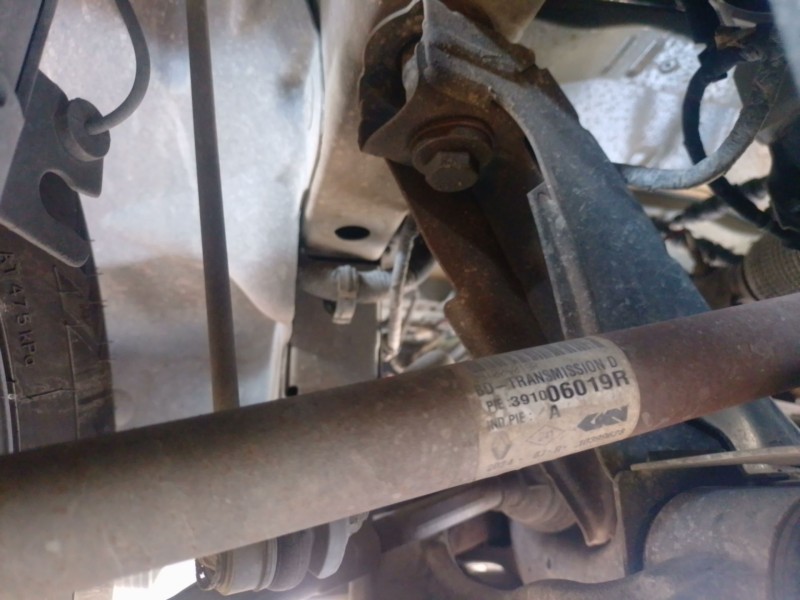 Recambio de transmision delantera derecha para renault master iii furgoneta (fv) 2.3 dci 150 fwd (fv0f, fv03) referencia OEM IAM