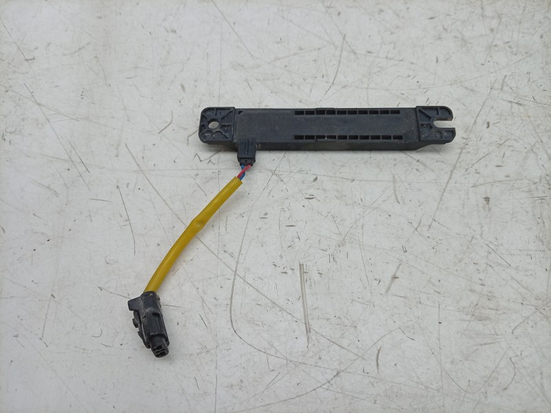 Recambio de amplificador de antena para kia stinger (ck) 2.0 tgdi cat referencia OEM IAM  95420C0300 