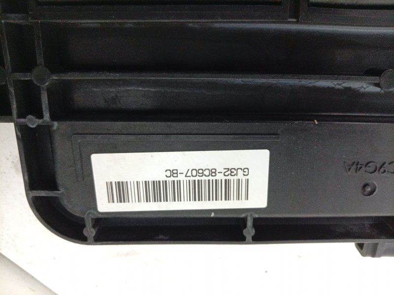 Recambio de electroventilador para land rover discovery sport (l550) 2.0 d 4x4 referencia OEM IAM  GJ328C607BC LR036F001/470079