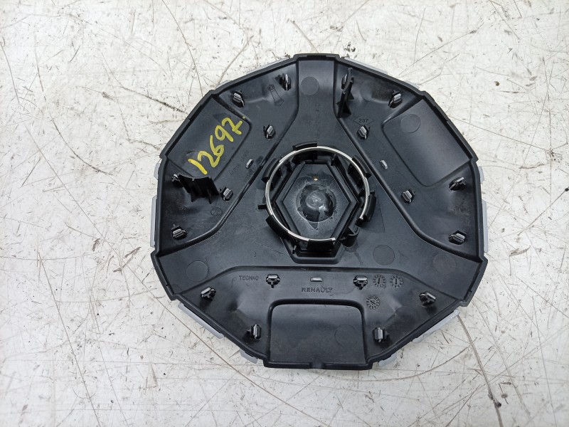 Recambio de tapacubos para renault 5 e-tech 150 referencia OEM IAM  403150527R 