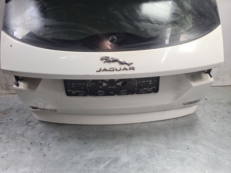 Recambio de porton trasero para jaguar e-pace first edition referencia OEM IAM J9C2663 J9C2663 