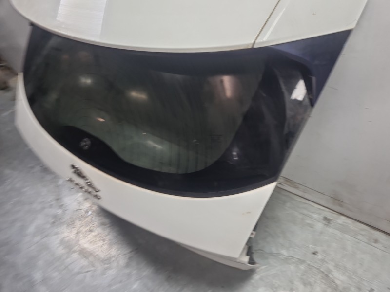 Recambio de porton trasero para jaguar e-pace first edition referencia OEM IAM J9C2663 J9C2663 