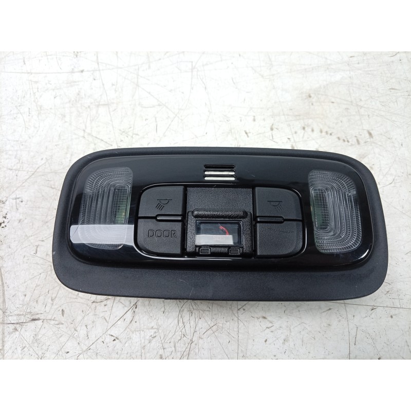 Recambio de luz interior para toyota yaris (_p21_, _pa1_, _ph1_) 1.5 hybrid (mxph11) referencia OEM IAM  812600D260 