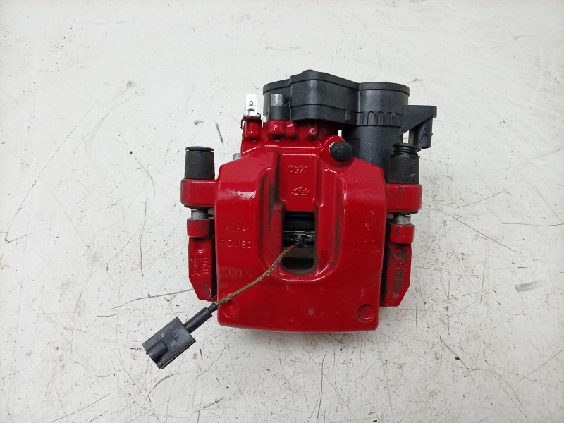 Recambio de pinza de freno trasera derecha para maserati grecale gt mild hybrid q4 referencia OEM IAM  06701605030 