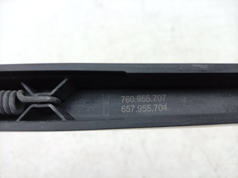 Recambio de brazo limpia trasero para skoda scala (nw1) 1.6 tdi referencia OEM IAM 657955704 760955707 